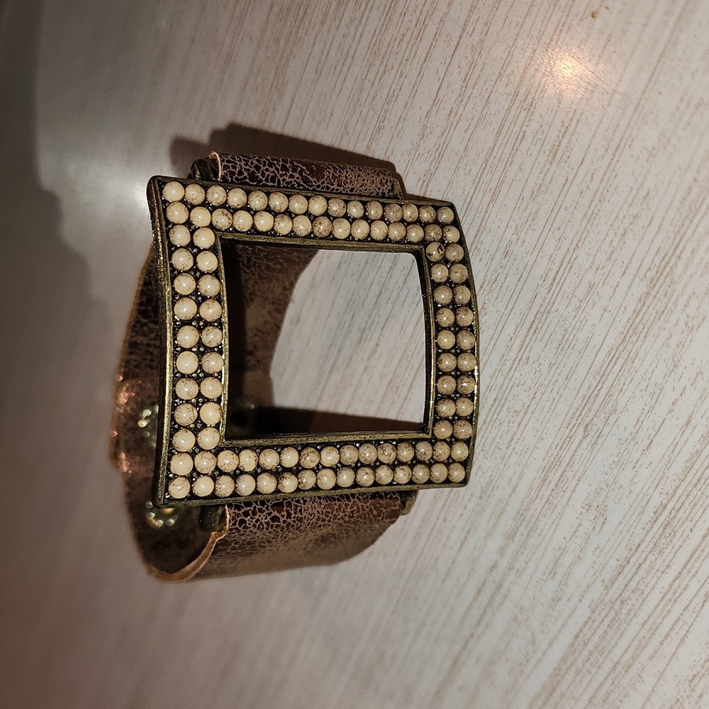 Brown and gold bracelet